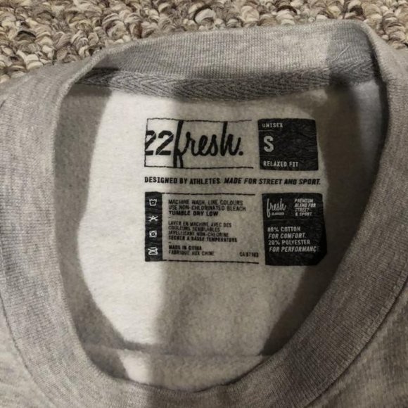 22 Fresh Sweatshirt - Picture 2 of 2